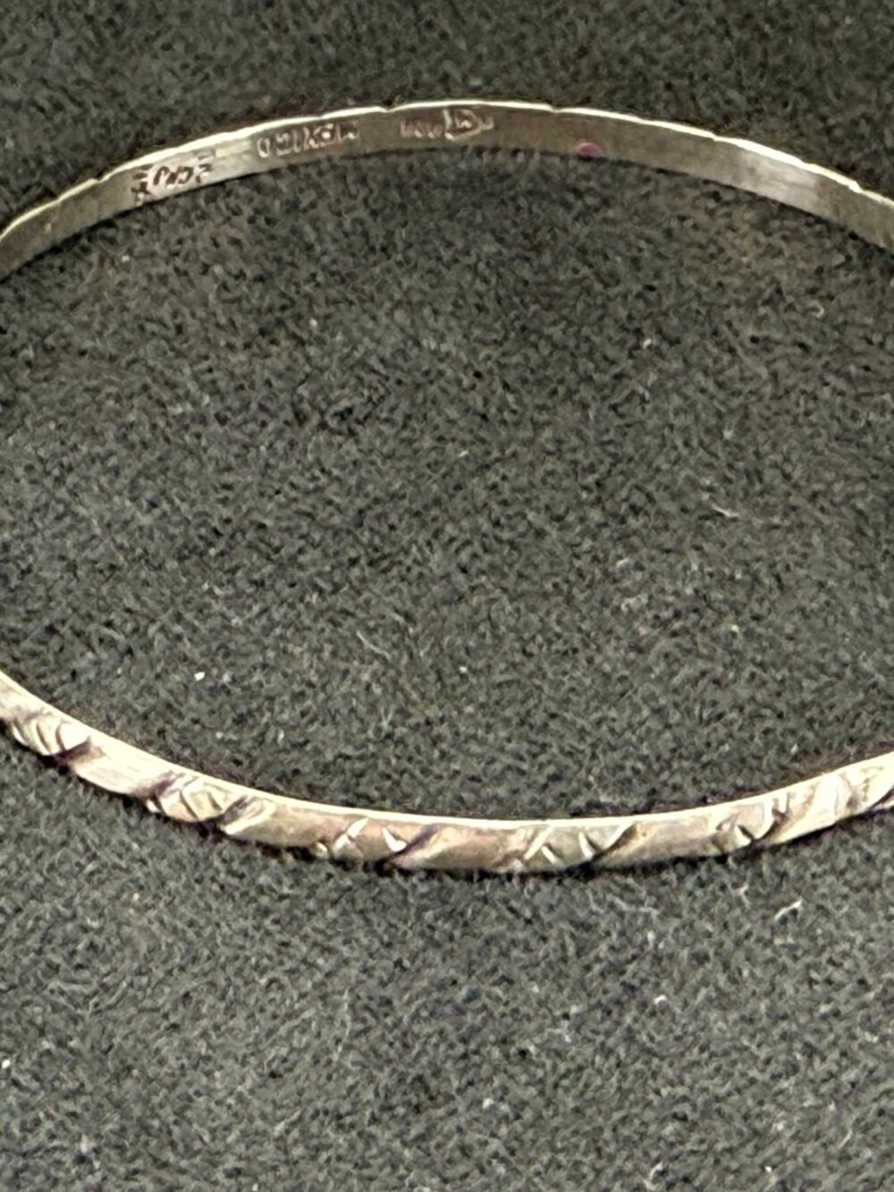 Vintage Taxco Mexican Sterling Silver Diamond Cut Textured Bangle Bracelet